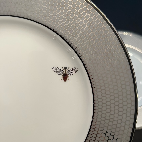 Kate Spade by Lenox
Crescent Drive White Plate - Picture 2 of 4